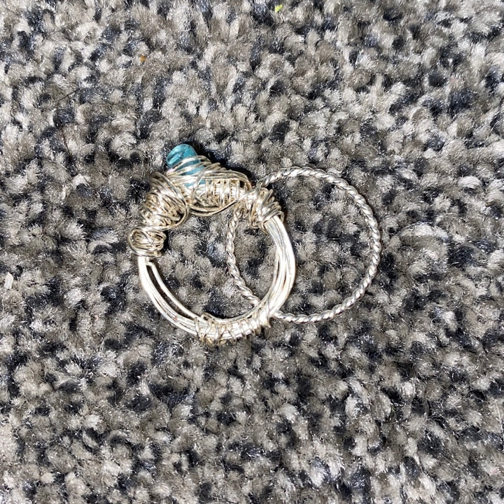 silver wire w blue crystal wrapped ring (read desc)